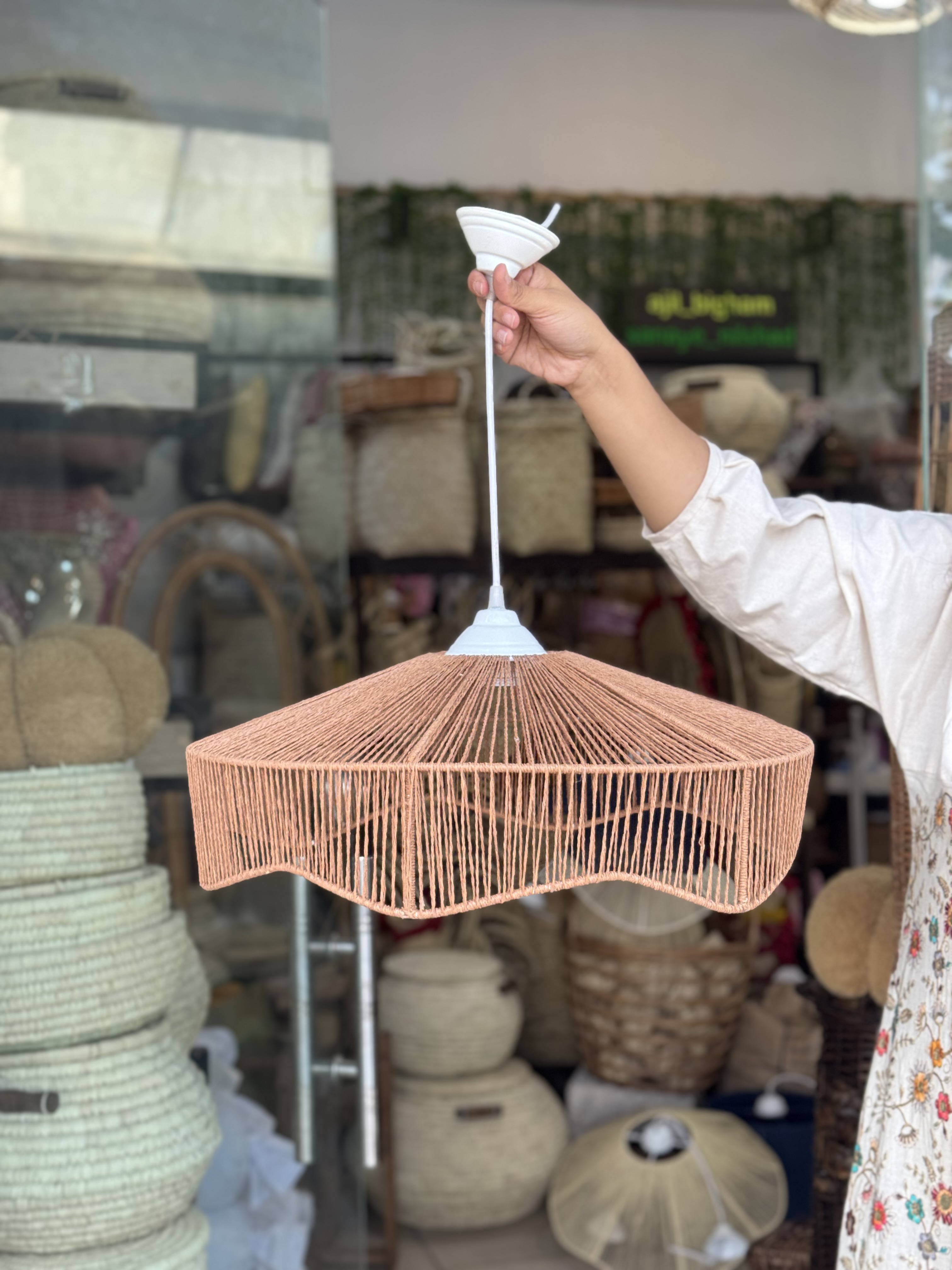 لوستر دایره حلالی
